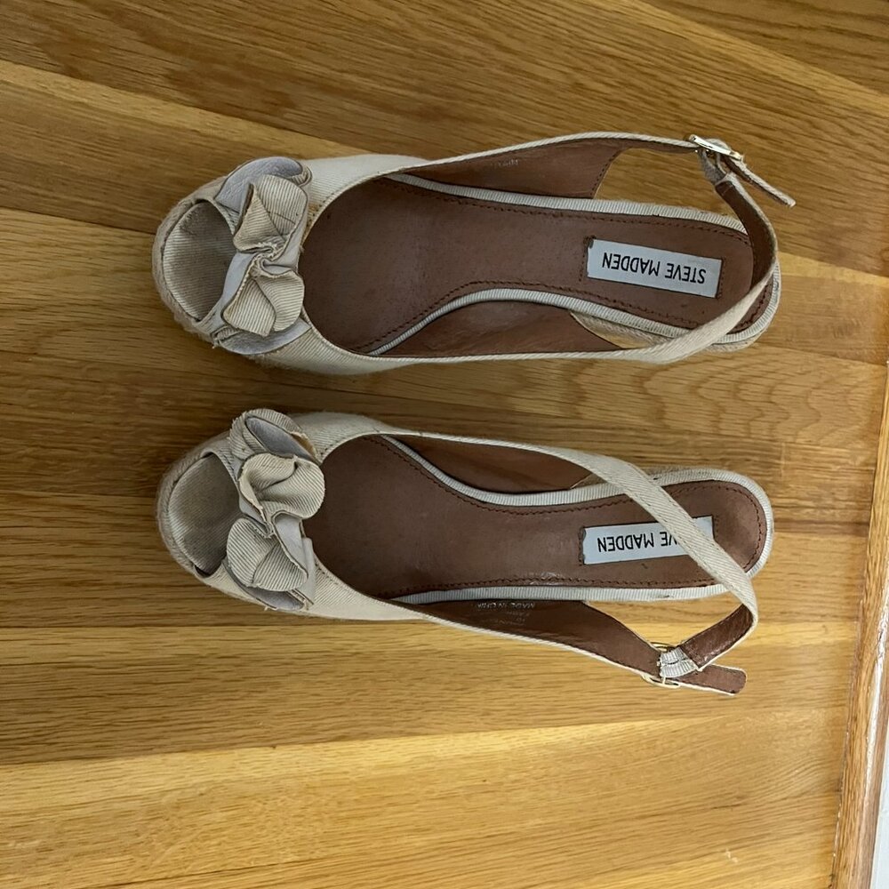 Steve Madden Slingback Wedge